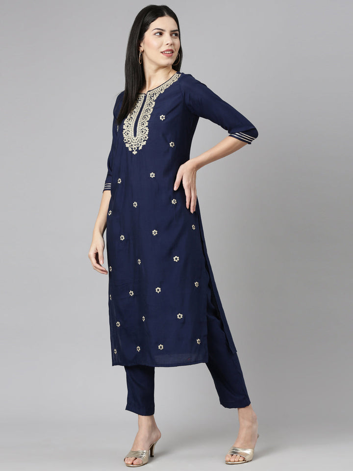 Neerus Blue embroidered straight kurta set with trousers - detail view 2