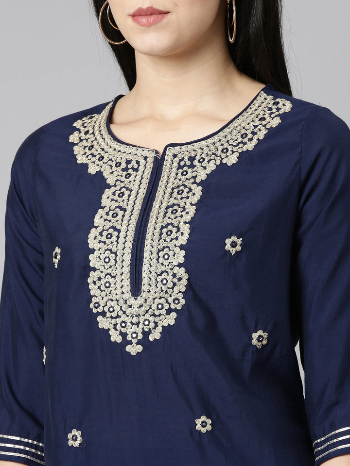 Neerus Blue embroidered straight kurta set with trousers - detail view 1