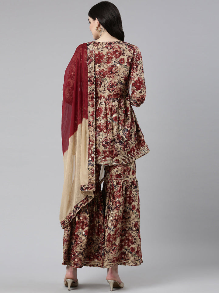 Neerus Maroon cotton printed anarkali kurta set - side view