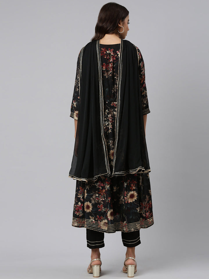 Neerus Black printed straight kurta set with dupatta - side view