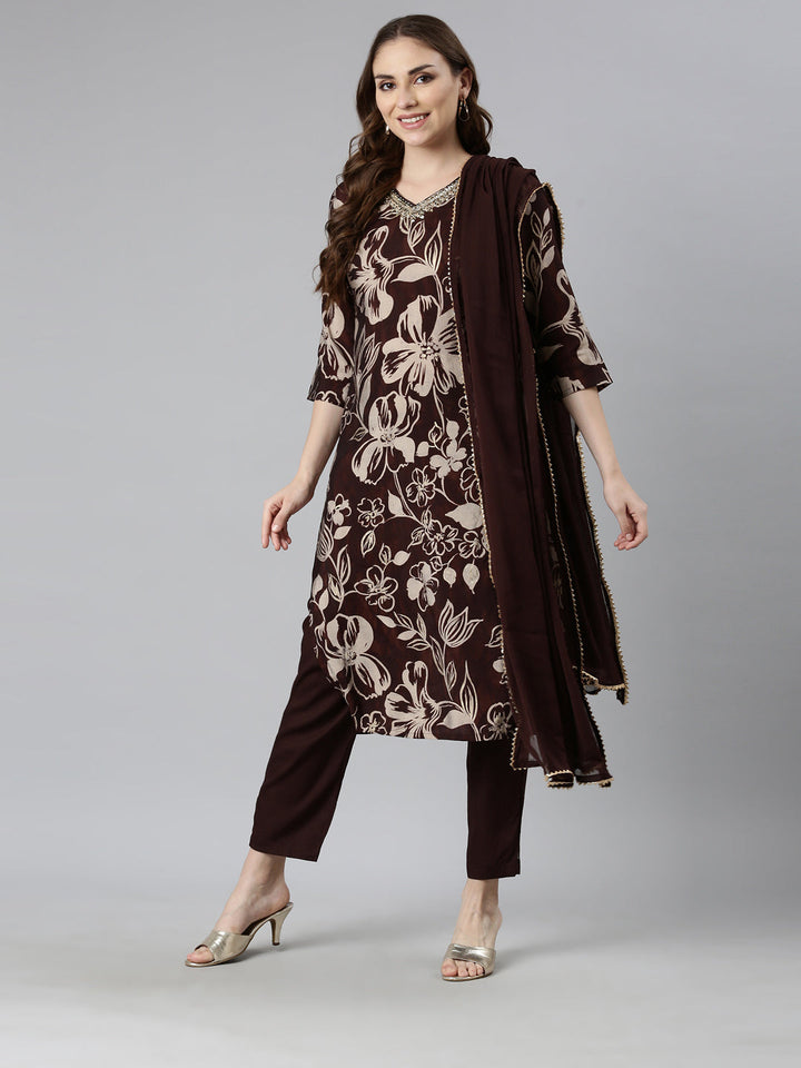 Neerus Brown floral printed straight suit set - detail view 2