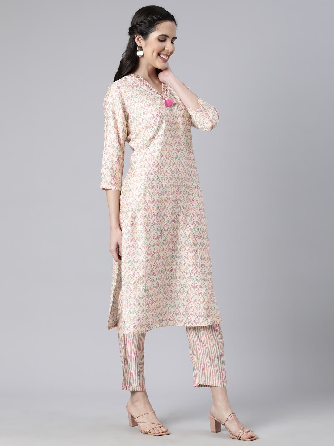 Neerus Pink printed floral straight suit set - back view