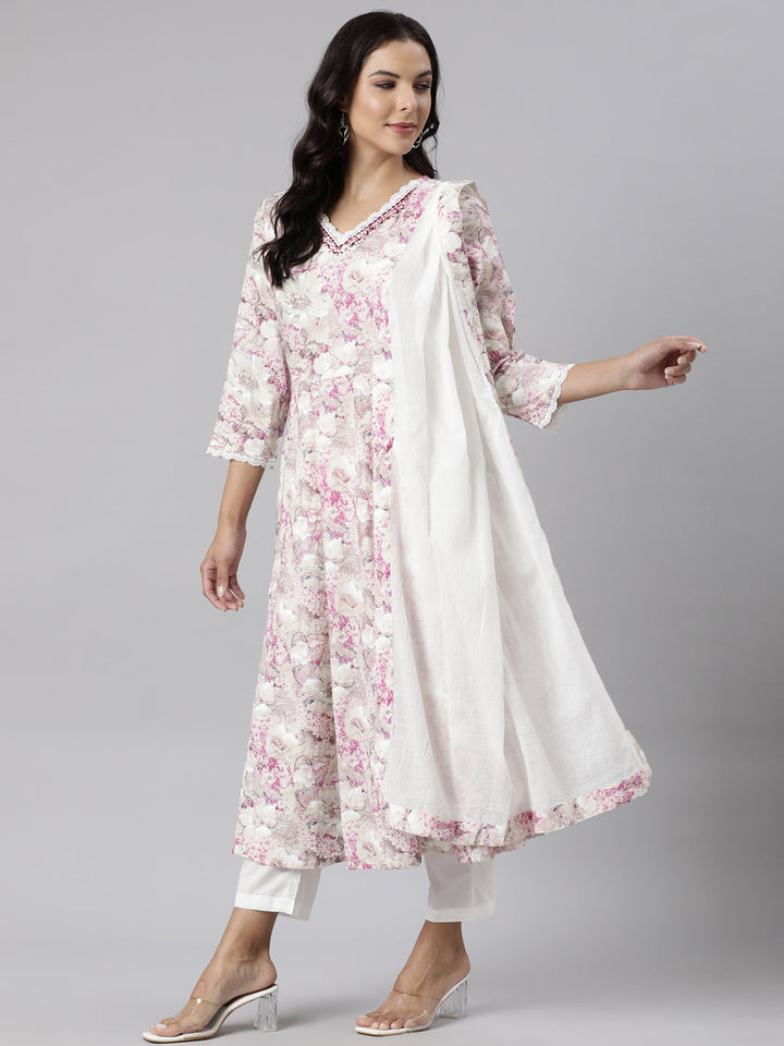 Neerus Beige cotton printed suit set - detail view 3