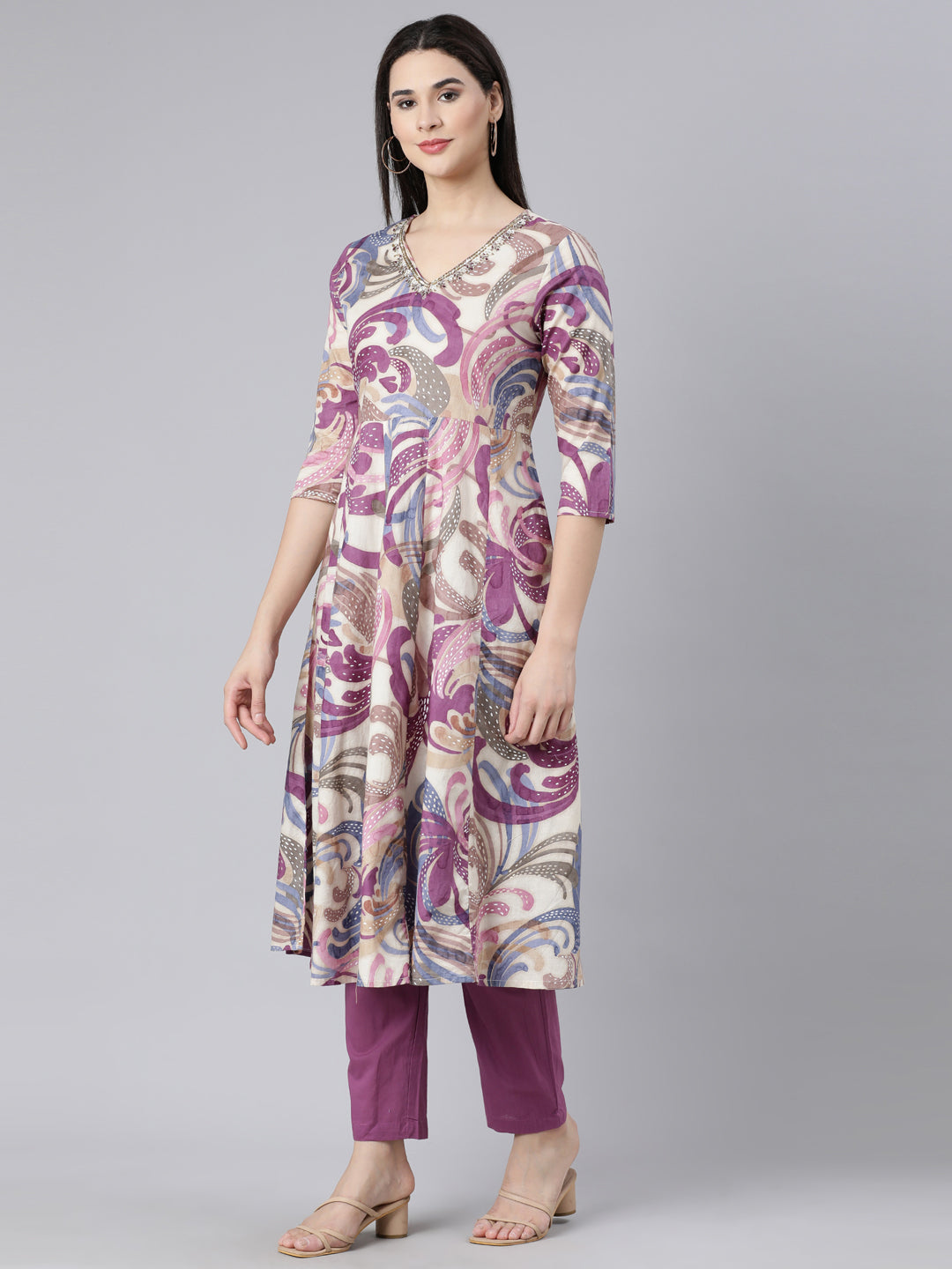 Neerus Multi printed panelled straight suit set - back view
