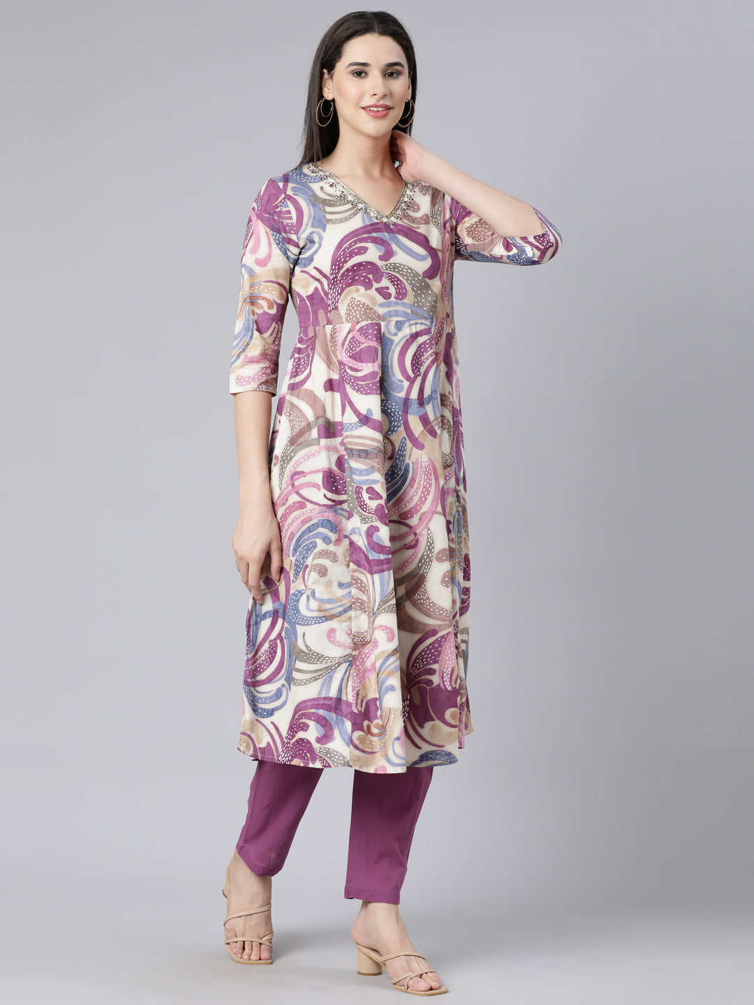 Neerus Multi printed panelled straight suit set - side view