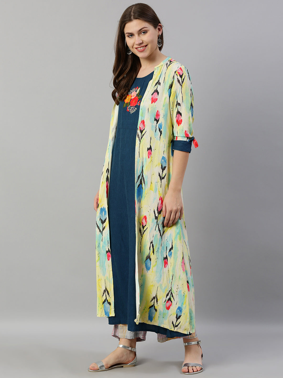 Neerus Green cotton embroidered A-line kurta - detail view 2