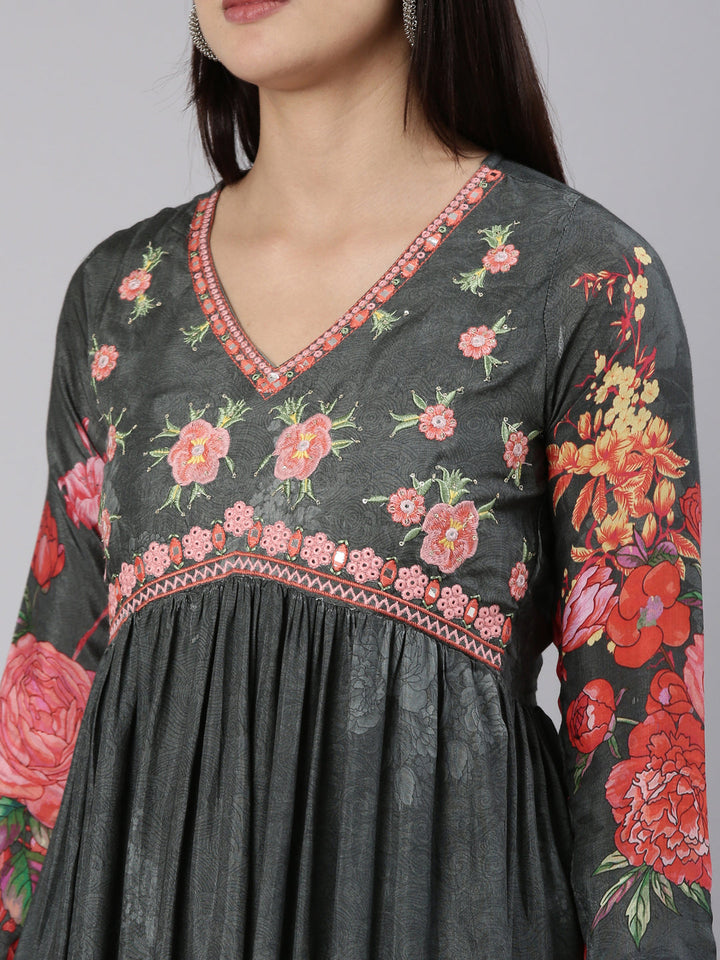 Neerus Grey Straight Casual Floral Dress