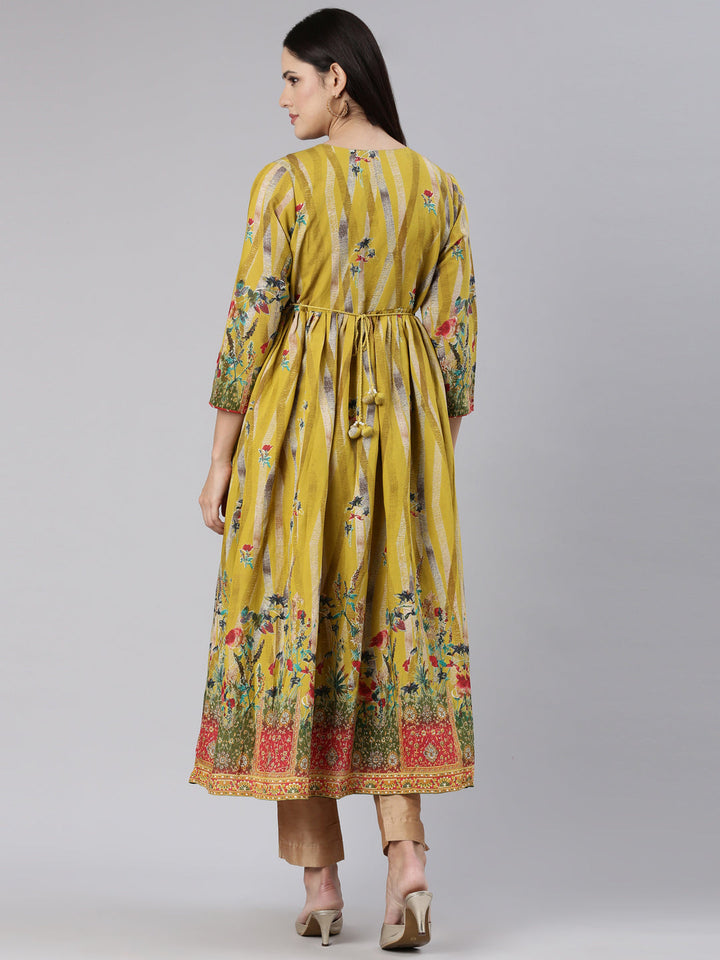Neerus Green floral printed straight dress - side view