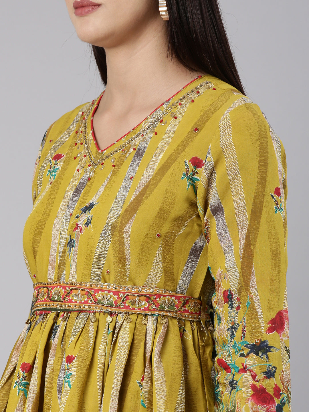 Neerus Green floral printed straight dress - detail view 1
