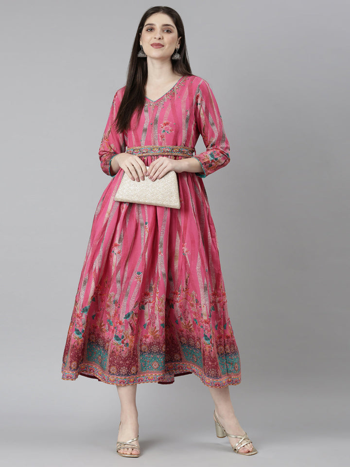 Neerus Pink floral printed flared dress - detail view 3