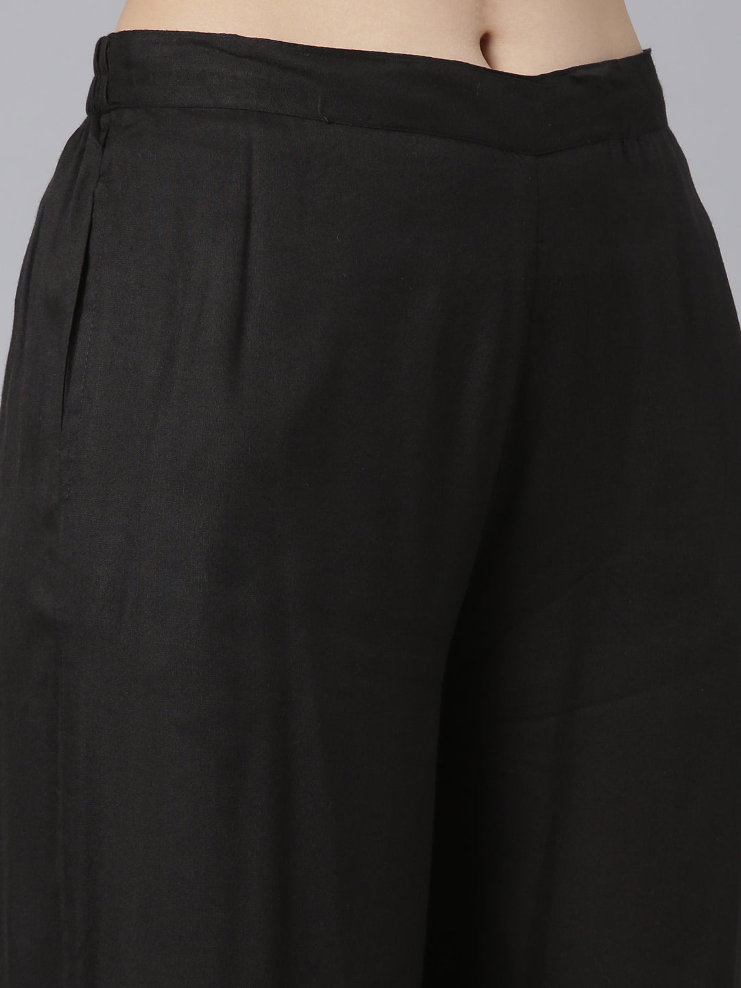 Neerus Black crepe printed co-ord set with jacket - detail view 3