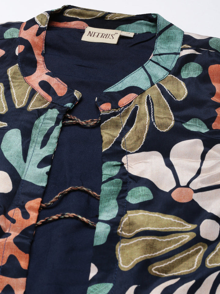 Neerus Blue crepe printed co-ord set with jacket - detail view 5