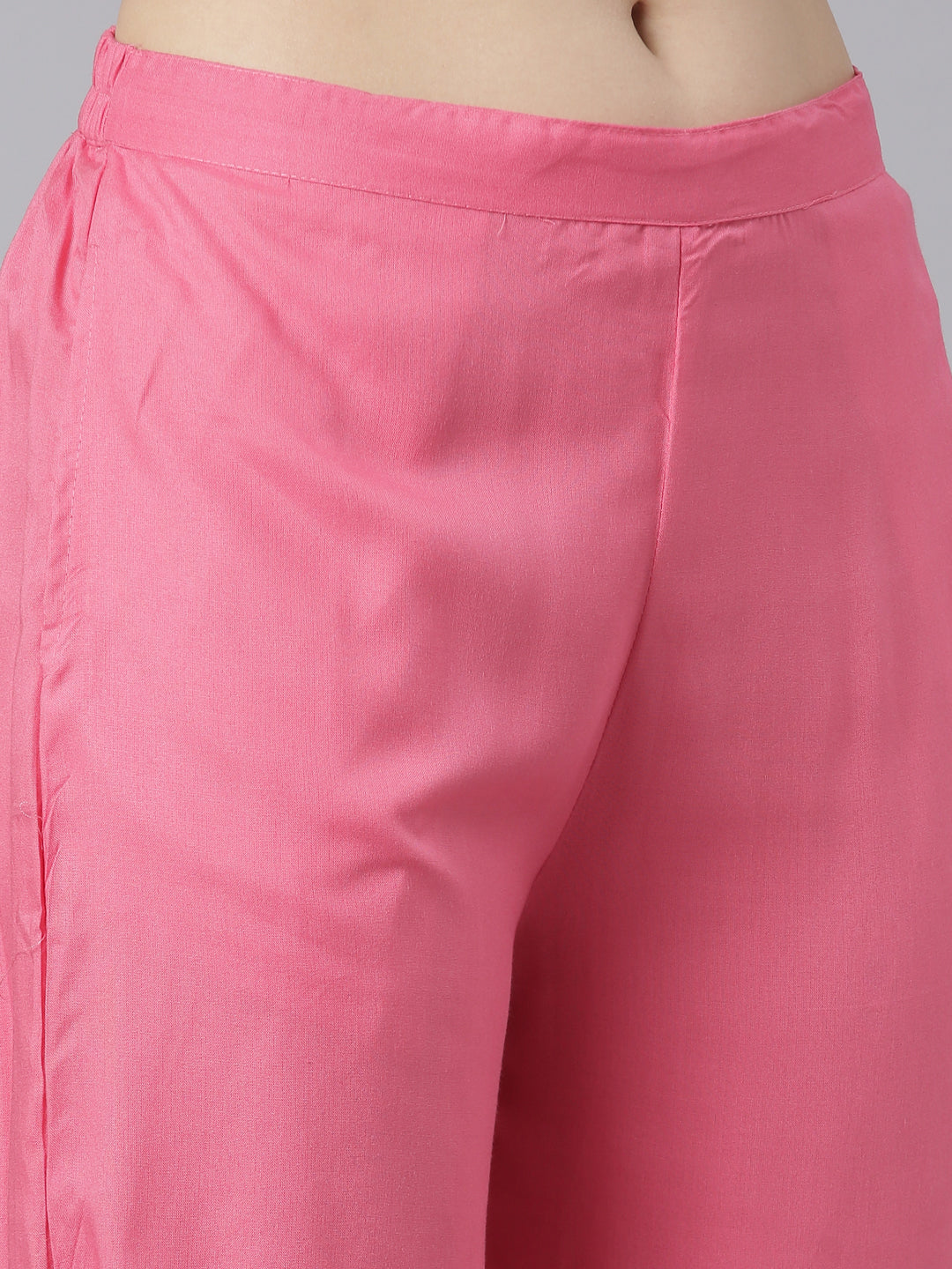 Neerus Pink crepe printed co-ord set with jacket - detail view 3