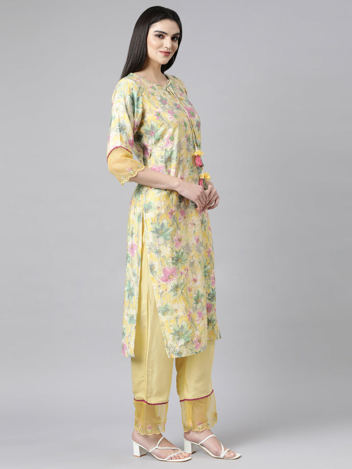 Neerus Yellow printed floral suit set - back view