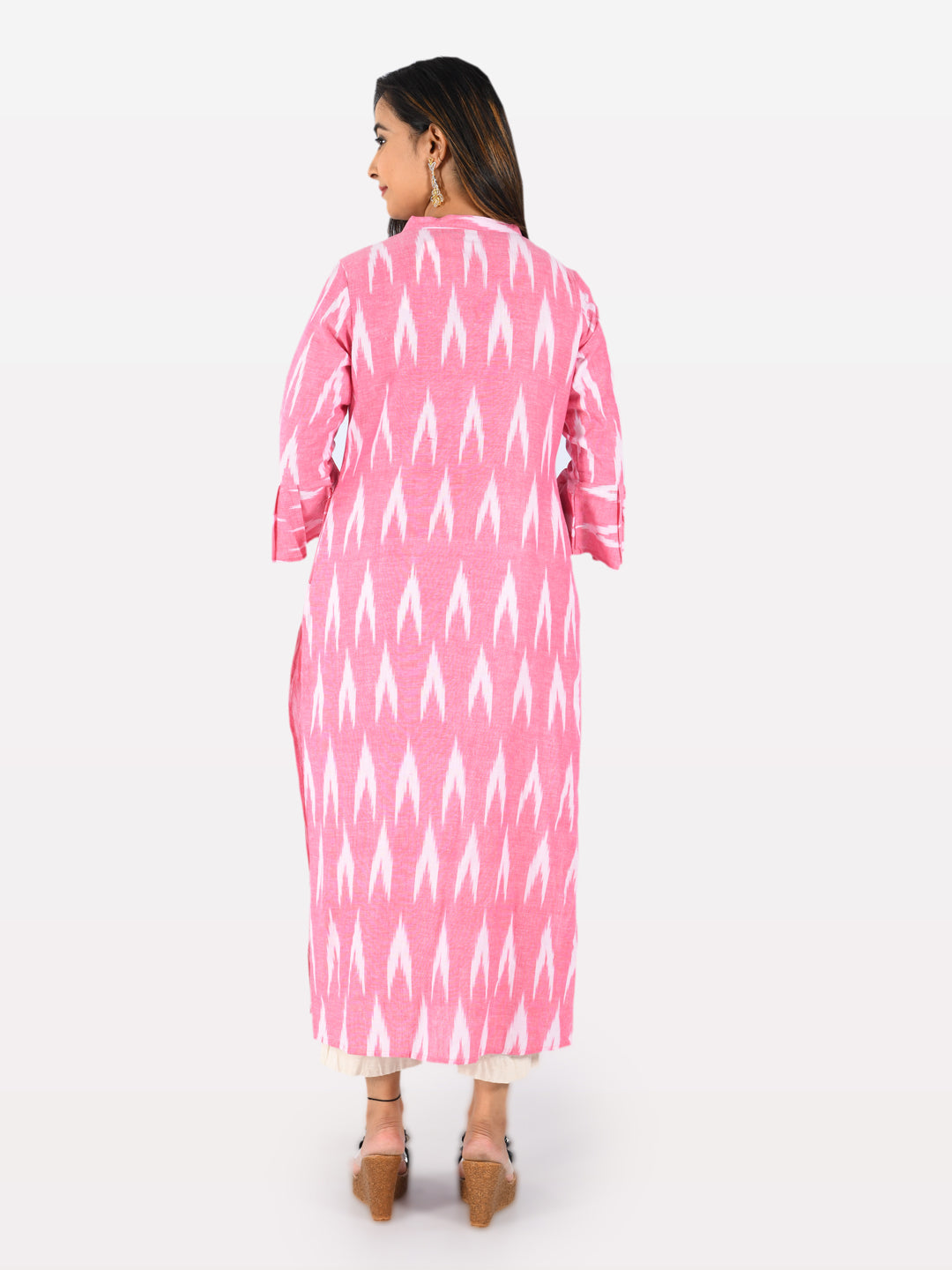 Neerus Pink polyester printed kurti - side view