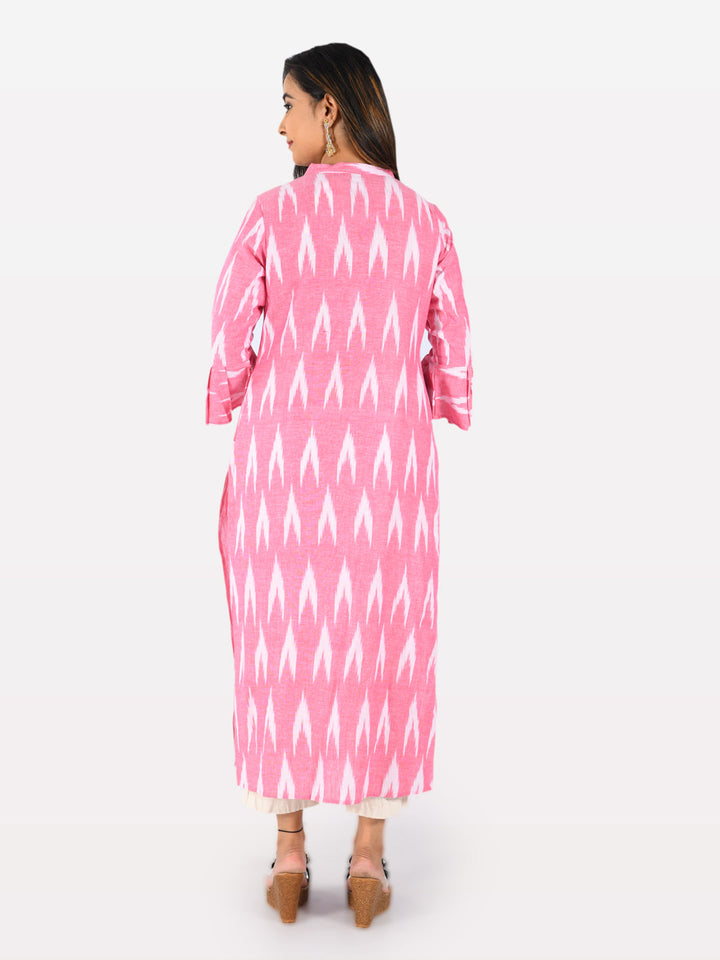 Neerus Pink polyester printed kurti - side view
