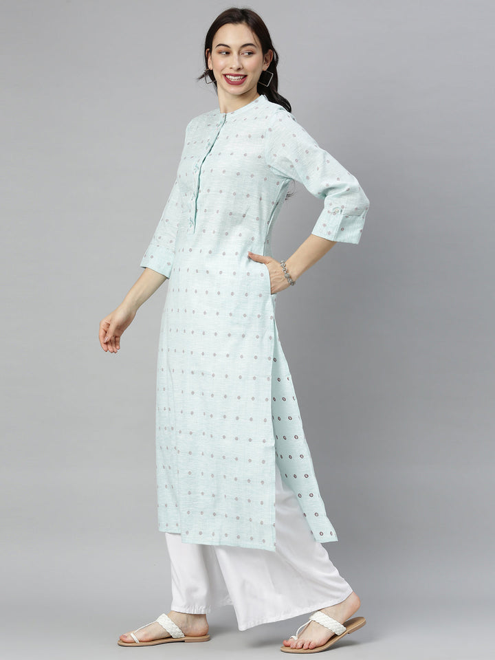 Neerus Green printed straight kurta - detail view 2
