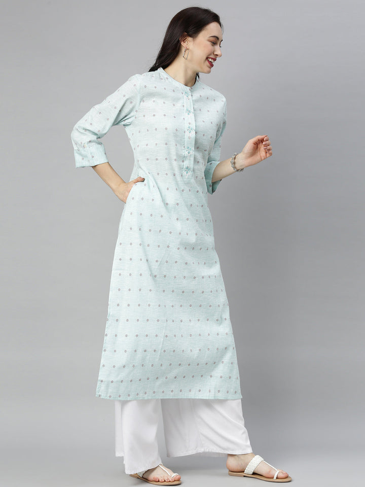 Neerus Green printed straight kurta - detail view 3