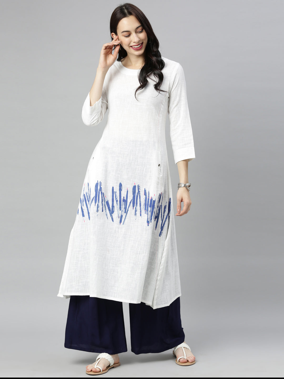 Neerus White printed A-line kurta - detail view 2