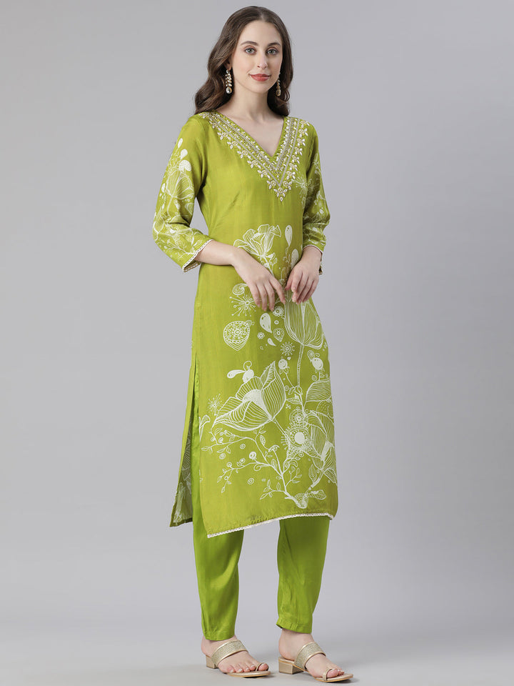 Neerus Green Printed Straight Kurta and Trousers With Dupatta