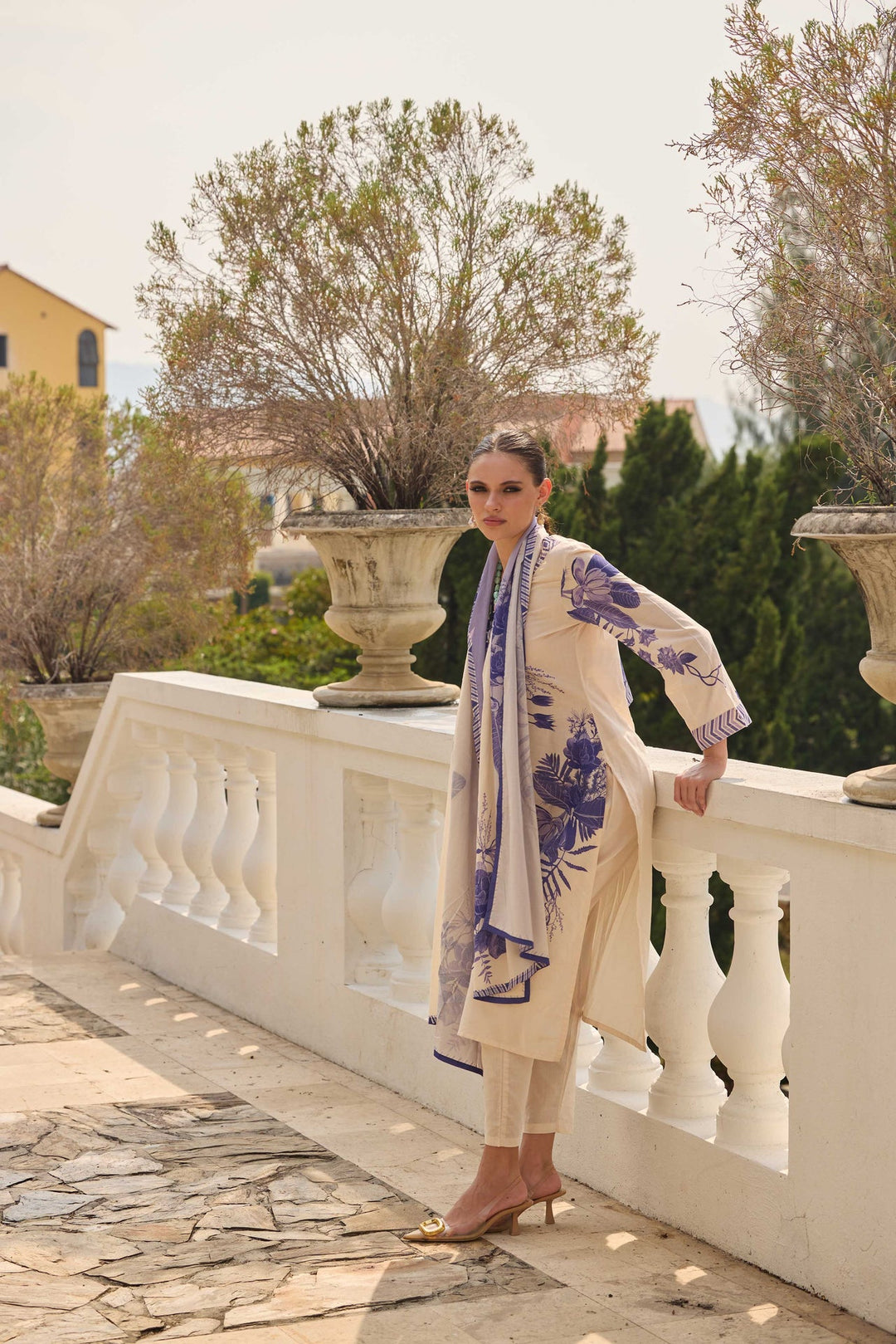 Neerus Beige cotton printed suit set - side view