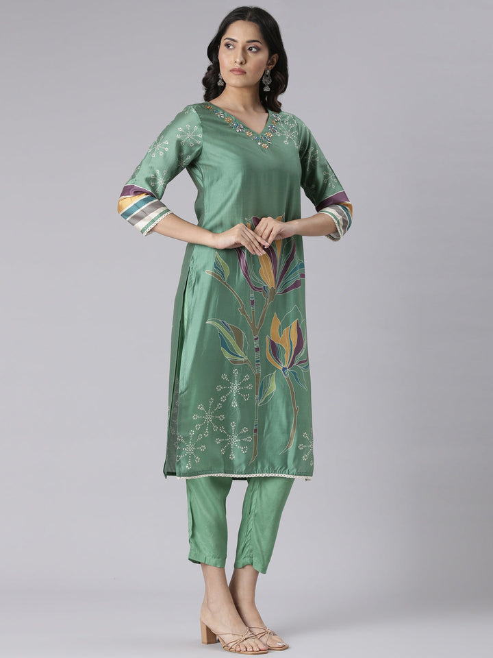Neerus Green Printed Straight Kurta and Trousers With Dupatta