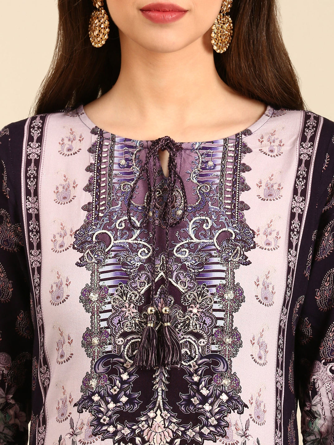 Neerus Purple viscose rayon printed suit set - detail view 2