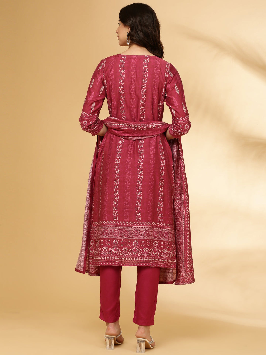 Neerus Maroon modal printed suit set - detail view 1