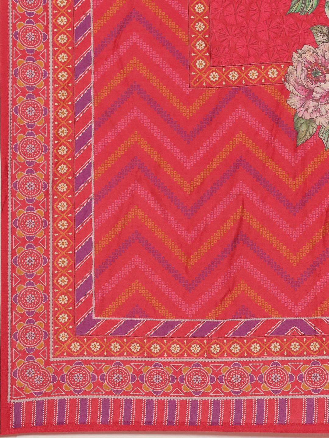 Neerus Pink modal printed suit set - detail view 5