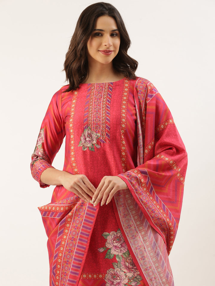 Neerus Pink modal printed suit set - detail view 3