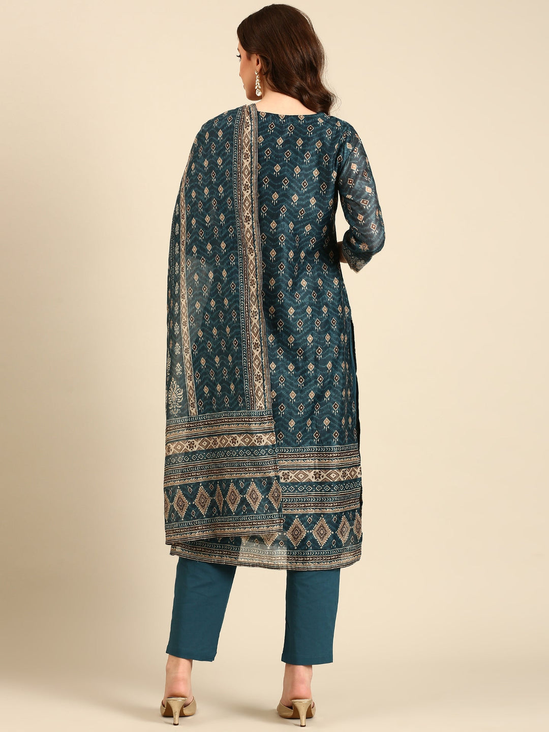 Neerus Green organza printed suit set - side view