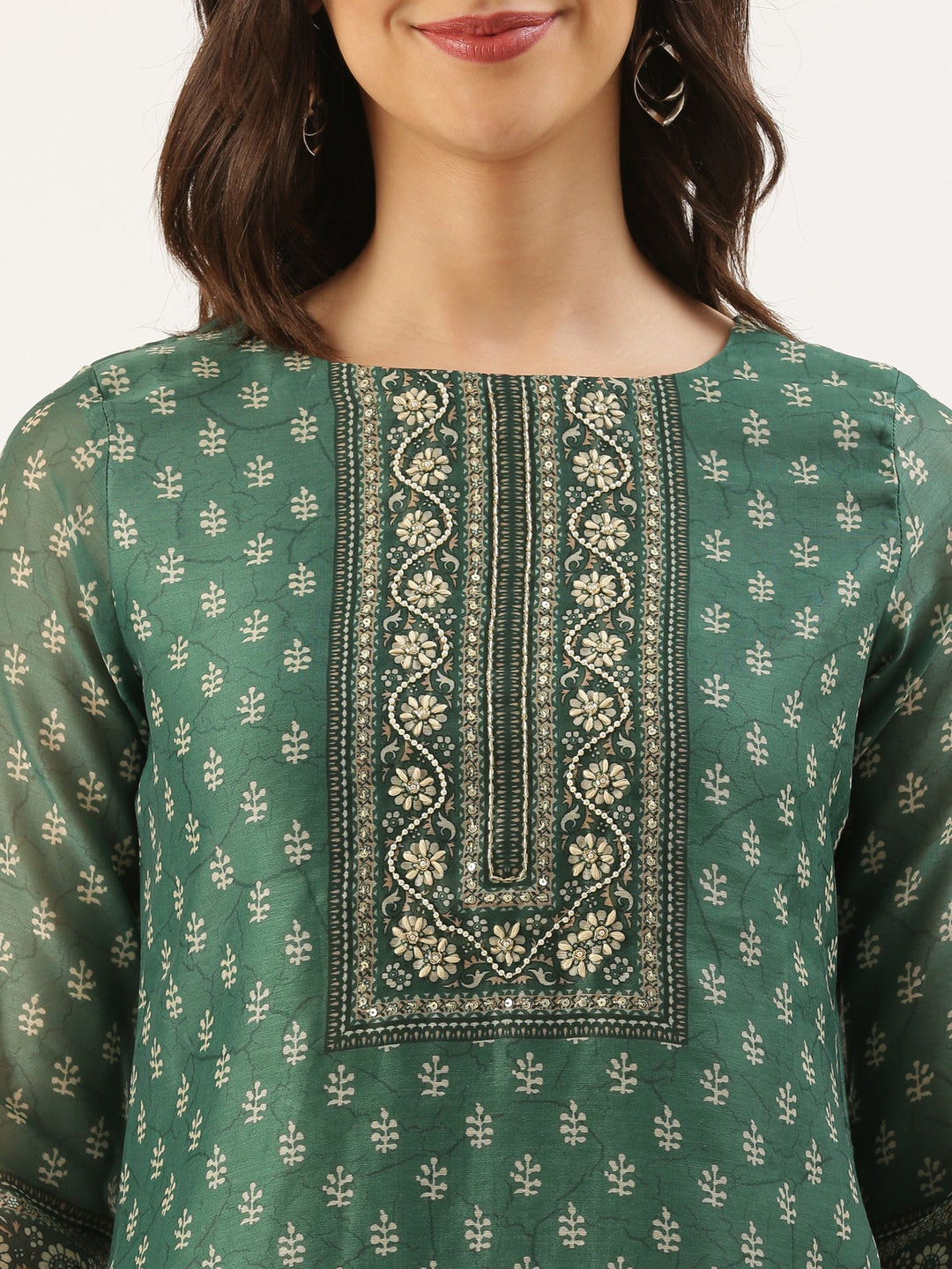Neerus Green organza printed suit set - detail view 2