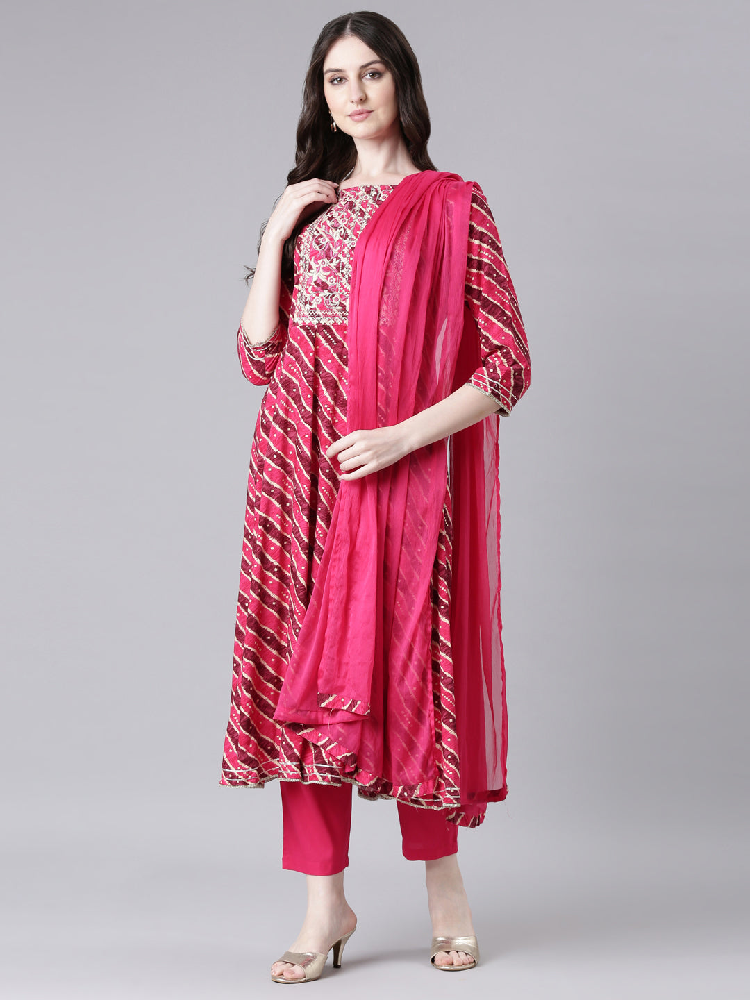 Neerus Pink Viscose Rayon Printed Anarkali Suit Set - detail view 3