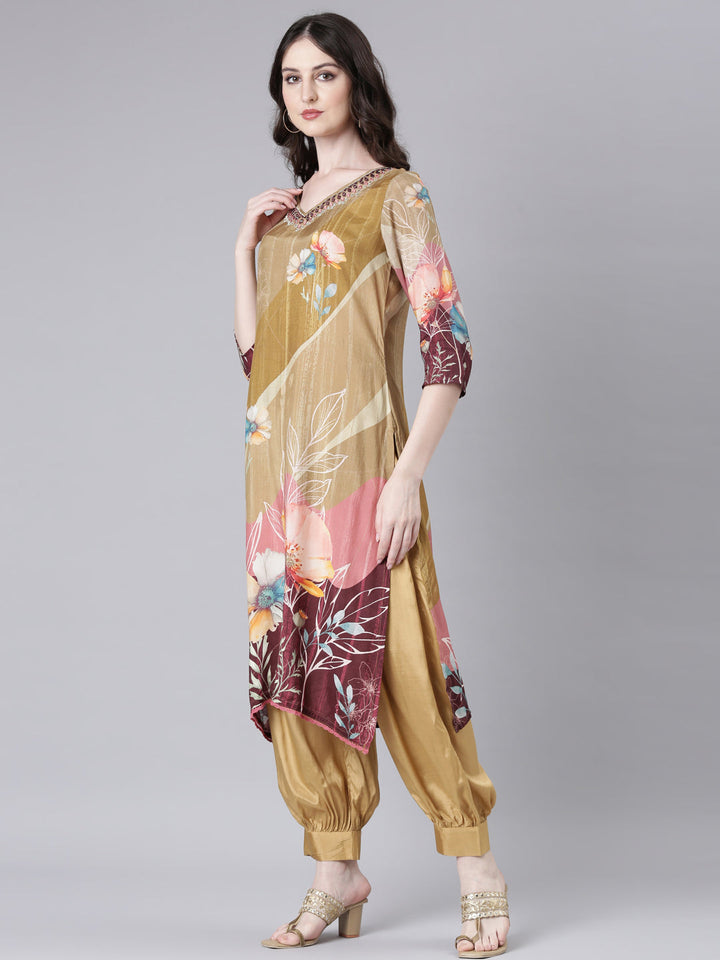 Neerus Green Printed Straight Kurta and Harem Pants With Dupatta