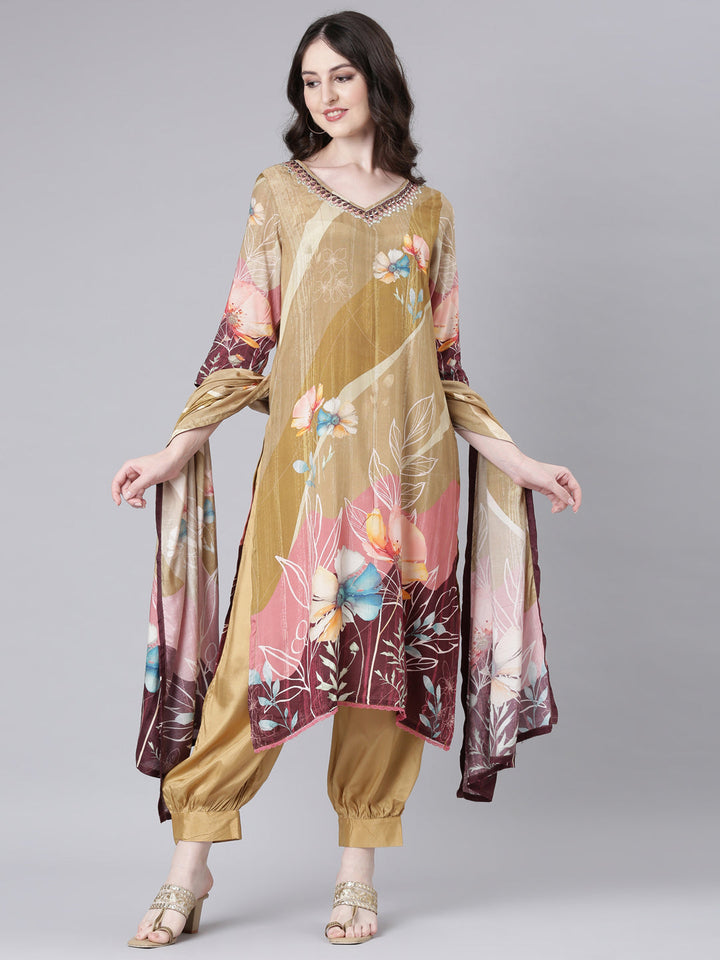 Neerus Green Printed Straight Kurta and Harem Pants With Dupatta