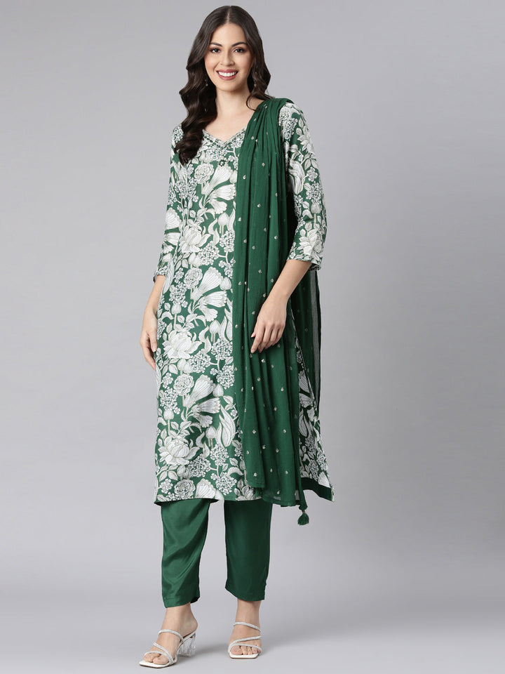 Neerus Green Printed Straight Kurta and Trousers With Dupatta