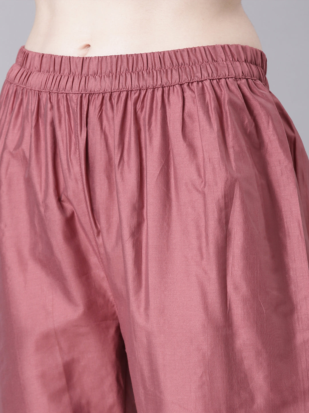 Neerus Pink tissue printed suit set - detail view 3