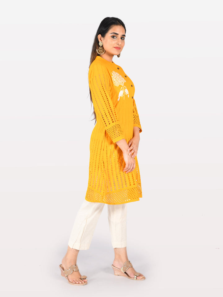 Neerus Yellow cotton printed straight kurta - side view