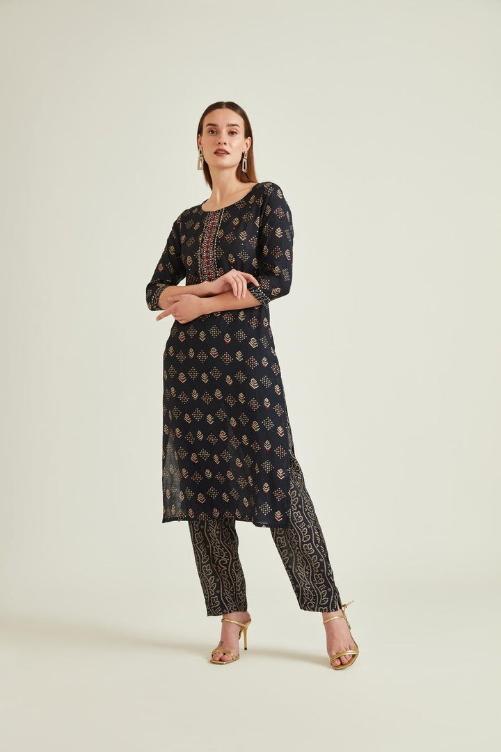Neerus Blue muslin mirror work kurta set - detail view 1