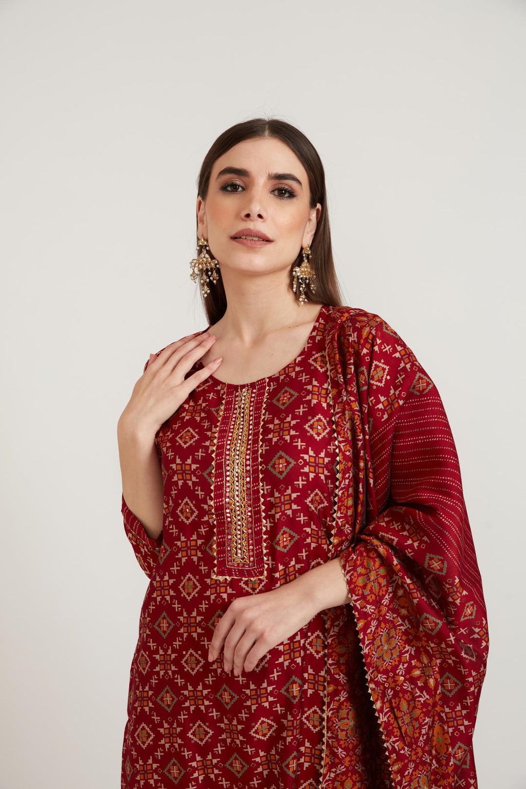 Neerus Maroon muslin printed suit set - side view
