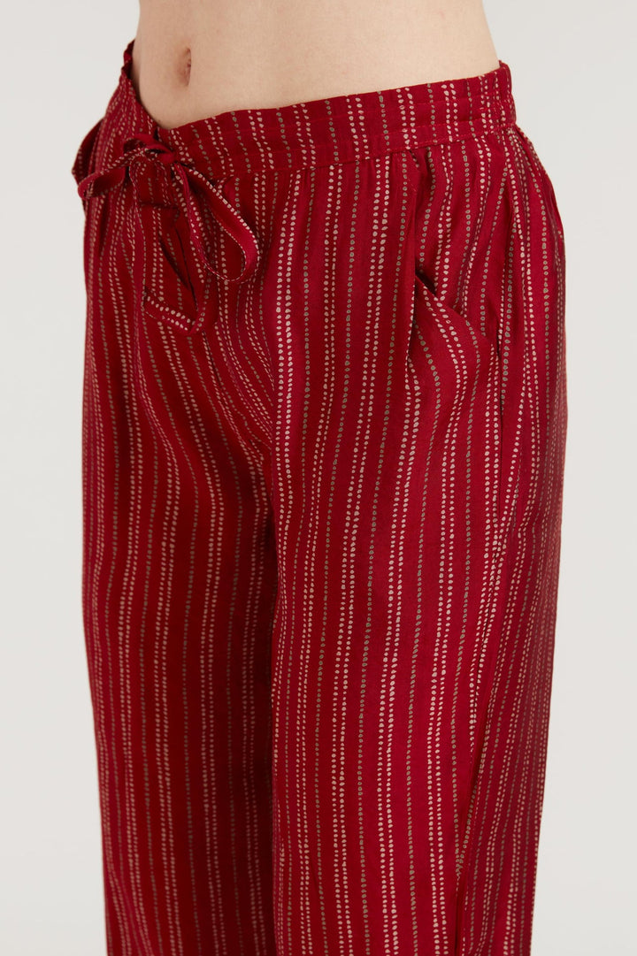 Neerus Maroon muslin printed suit set - detail view 5
