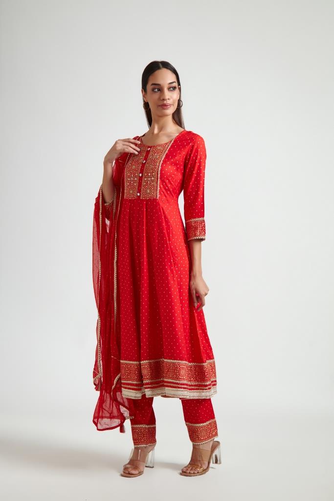 Neerus Red printed ethnic suit set with trouser and dupatta - detail view 2