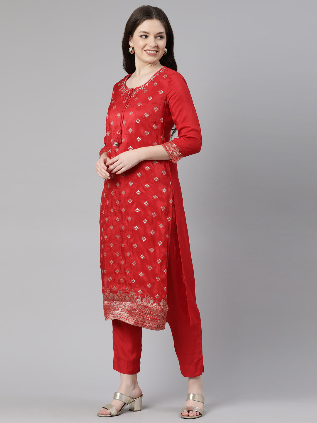 Neerus Red printed kurta set with trousers and dupatta - back view