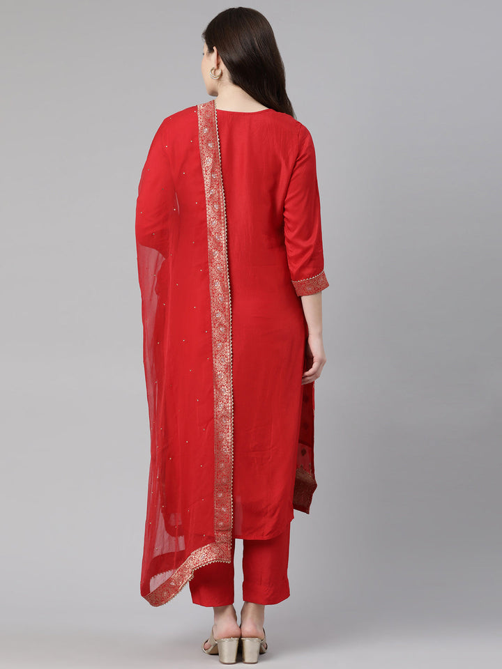Neerus Red printed kurta set with trousers and dupatta - side view