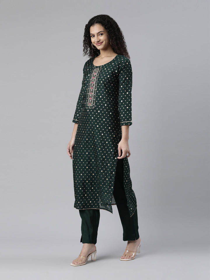 Neerus Green Chanderi Printed Kurta Set - back view