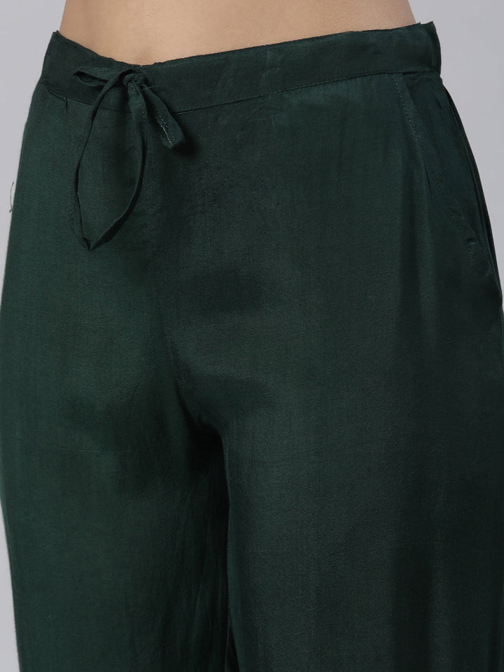 Neerus Green Chanderi Printed Kurta Set - detail view 2