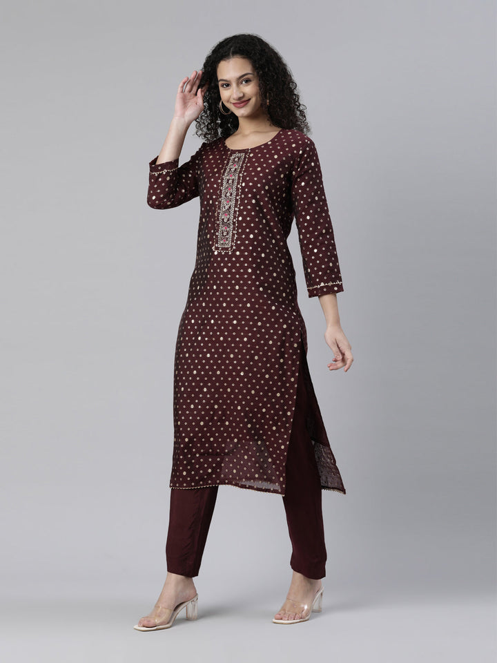 Neerus Maroon Chanderi Printed Kurta Set - back view