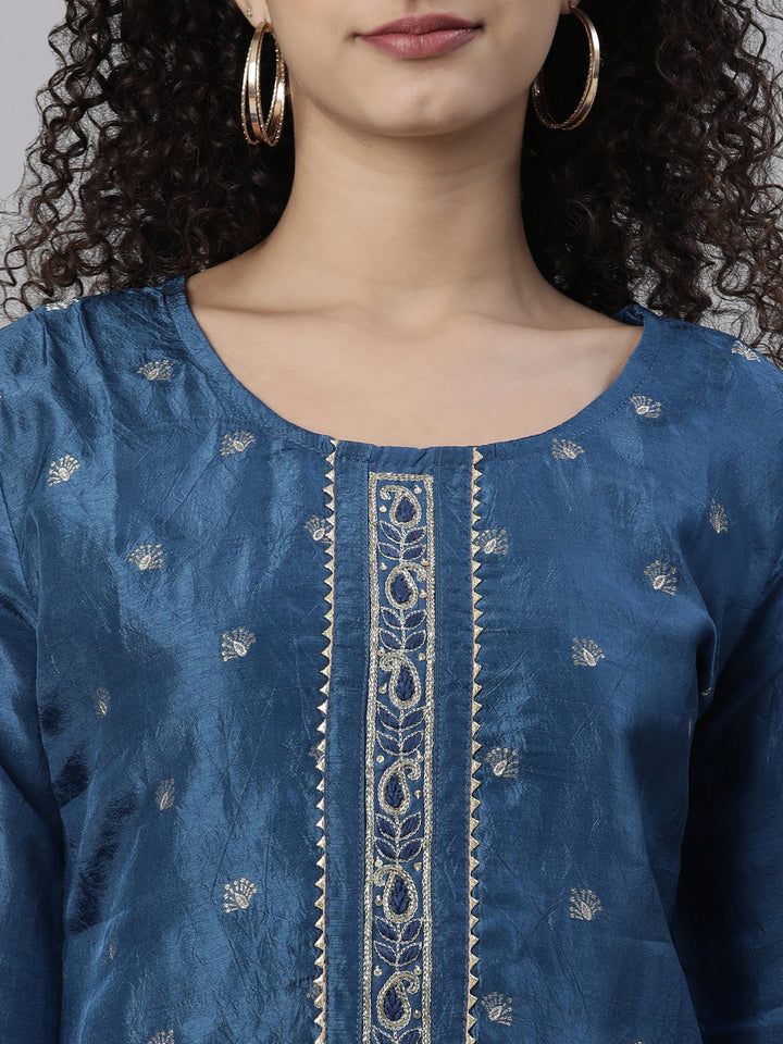 Neerus Blue printed suit set with trouser and dupatta - detail view 1