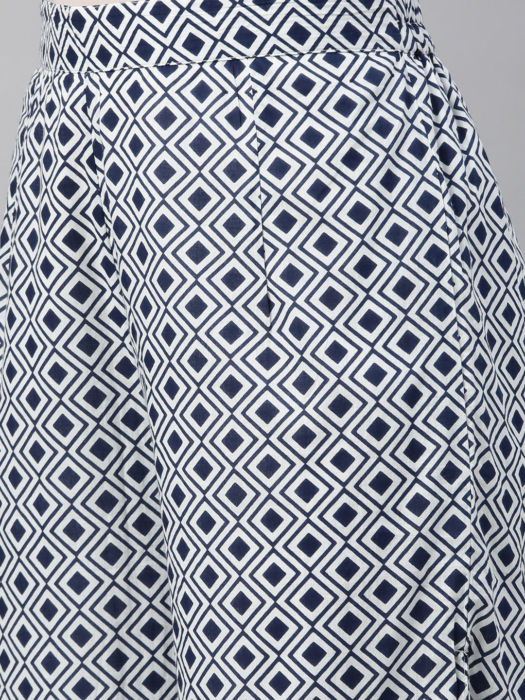 Neerus Blue cotton solid palazzo bottom - detail view 5