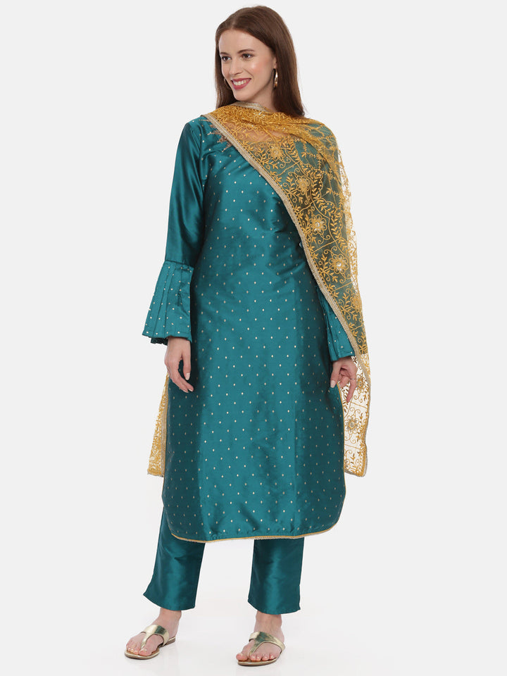 Neerus Green cotton woven kurta set - back view